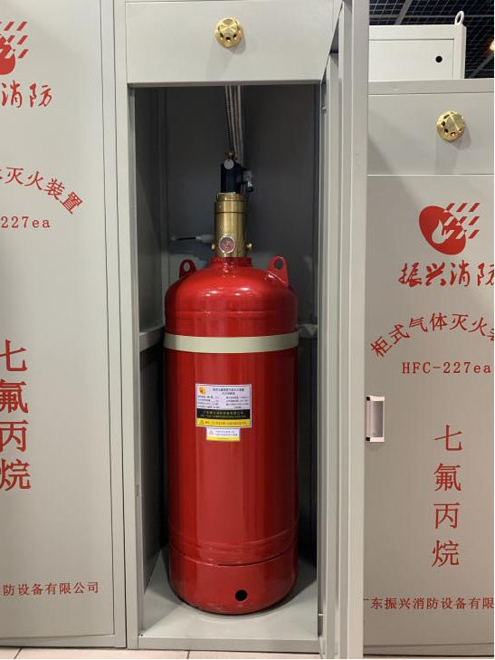 柜式七氟丙烷氣體滅火系統(tǒng)，單瓶組和雙瓶組有何區(qū)別？