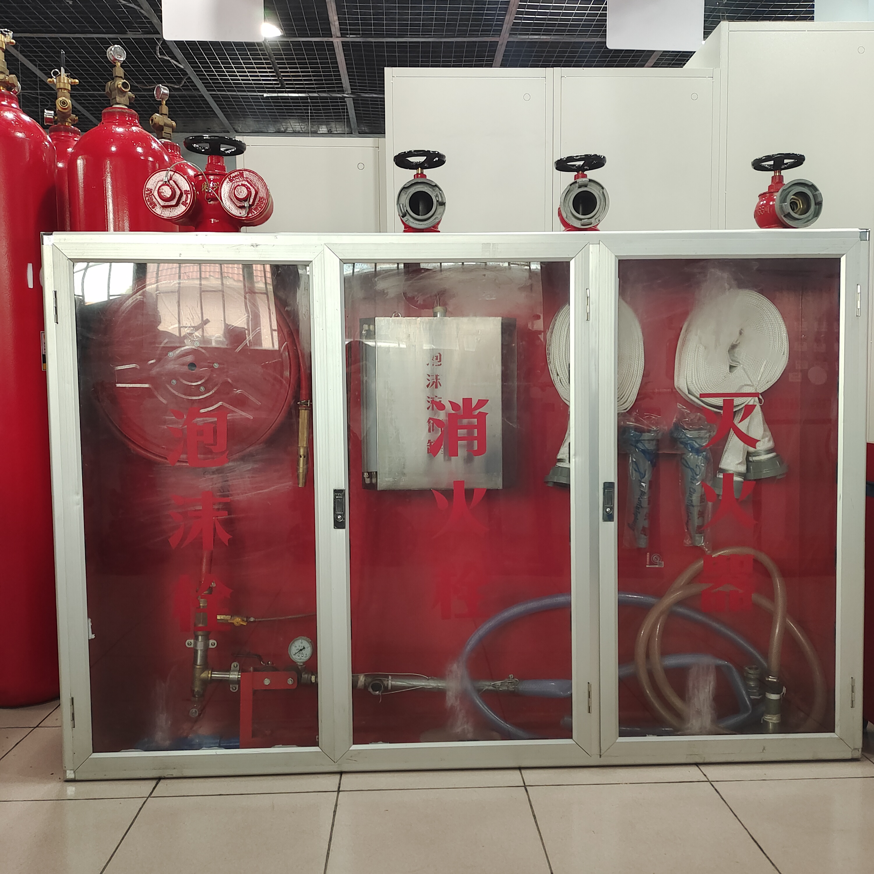 泡沫消防箱構(gòu)造